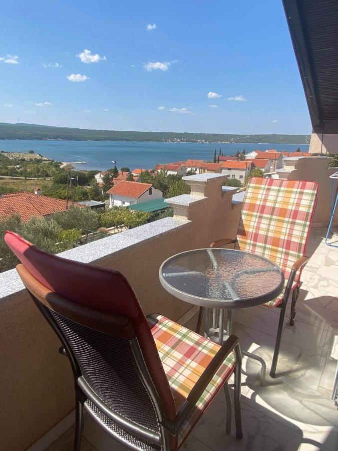 Apartments Villa Marija Gornji Karin Bagian luar foto