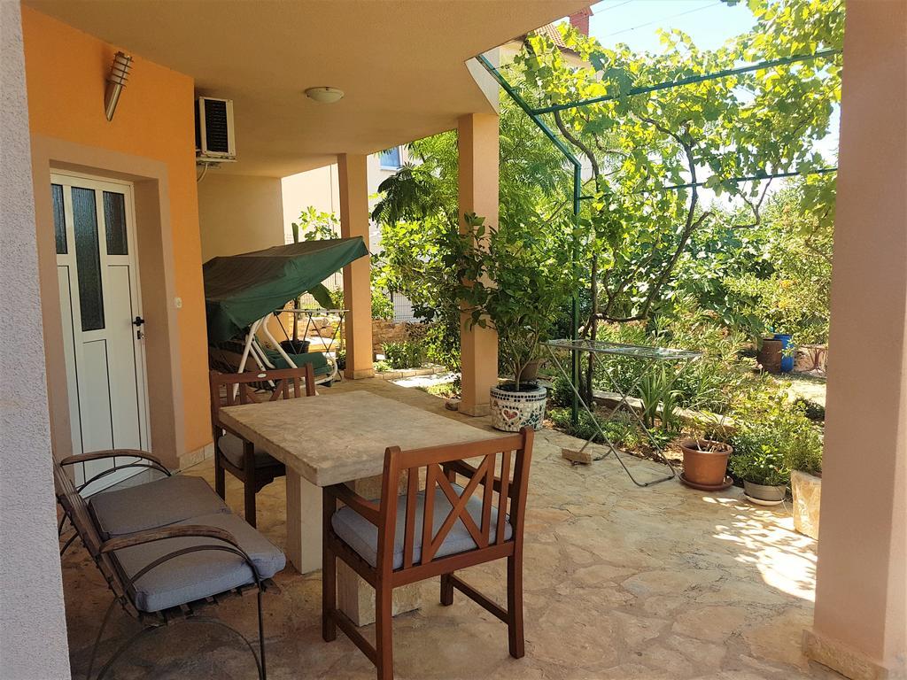 Apartments Villa Marija Gornji Karin Bagian luar foto